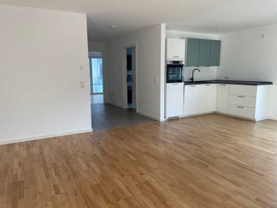 *Neu*: Schöne 2-Zimmer Wohnung mit Einbauküche und Balkon im Zentrum von Aschaffenburg