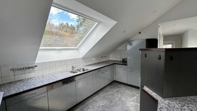 Top-Lage*Charmante Dachgeschoss 2,5 Zi. Wohnung 67m²