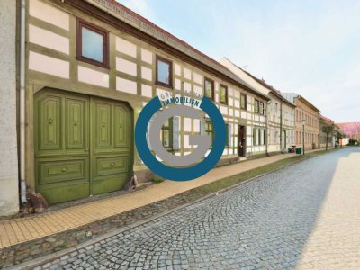 HISTORISCHES FACHWERKHAUS ZZGL. REMISE MIT POTENTIAL -  GROSSES GRUNDSTÜCK - ZUM WOHNEN & ARBEITEN