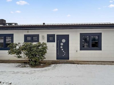 Erstbezug nach Modernisierung - 4-Zimmer Bungalow mit Süd-Garten in Tangstedt