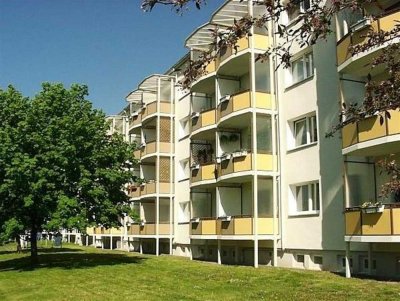 frisch sanierte 2-Raumwohnung mit großer Dusche