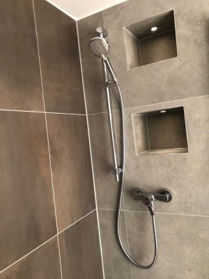 Top Sanierte Wohnung mit drei Zimmern sowie Süd Balkon und Nolte Küche!
