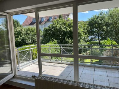 Provisionsfrei! Traumhafte, lichtdurchflutete 2-Zimmer-Wohnung mit großem Sonnenbalkon
