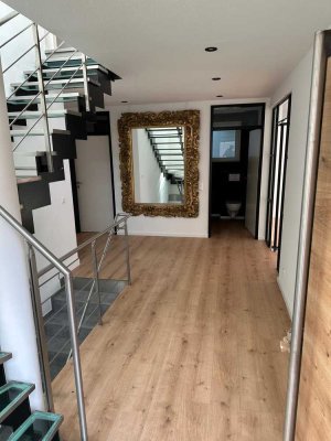 Renoviertes EFH mit Garten und großer Terrasse