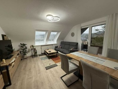 „Licht, Luft, Loggia – Außergewöhnliche Wohnung in ruhiger Randlage