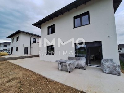 ERSTBEZUG AB HERBST - elegante Doppelhaushälfte mit Garten und Garage