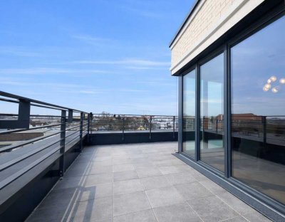 Nahe Ku’damm: Penthouse-Highlight mit umlaufender Dachterrasse & Weitblick