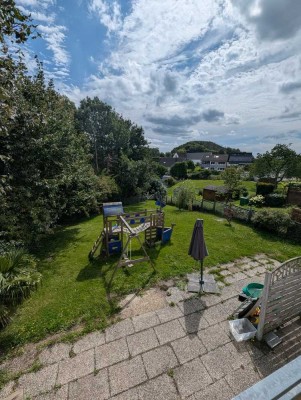 Einfamilienhaus mit großem Garten, Garagen & modernisierten Bädern in ruhiger Lage von Voßhöfen