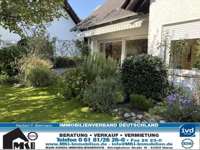 Repräsentativ und großzügig … Einfamilienhaus in bester Lage von Hanau mit Blick ins Grüne