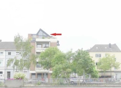 Gepflegte 3-Raum-Penthouse-Wohnung mit Balkon und Einbauküche in Eschweiler