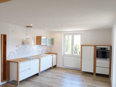 4-Zimmer-Wohnung, EBK, Balkon und Stellplatz in Waldshut