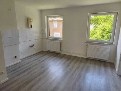 renovierte 3-Zimmer Wohnung im gro0er Wohnküche