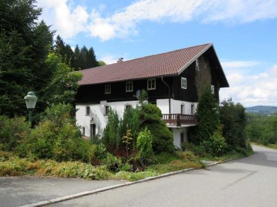Bauernhaus in fast ALLEINLAGE in absolut ruhiger Waldrandlage mit Fernsicht zw. Lalling u. Schönberg