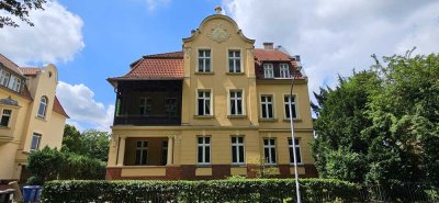 Erstbezug nach Grundsanierung 2 Balkone 4 Zimmer sanierte Stuckdecken in Neuruppin bei Berlin