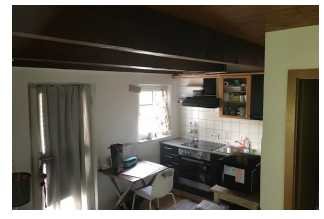 Modernisierte Maisonette-Wohnung mit einem Zimmer sowie Balkon und EBK in Rottweil (Kreis)