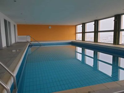 Schwimmbad - Garten - Zentral - Nikolaviertel - Erdgeschoss