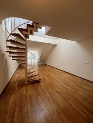 1,5-Zimmer Wohnung mit Balkon in Köln Altstadt & Neustadt-Nord