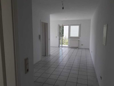 Helle 2-Zimmer-Wohnung mit EBK in Igel Schauinsland