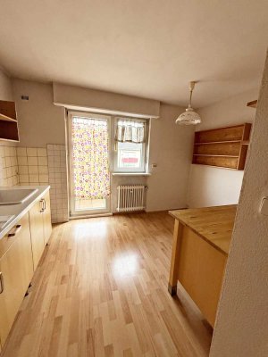 Landau: helle Wohnung mit 2 Balkone, Mansarde und Garage