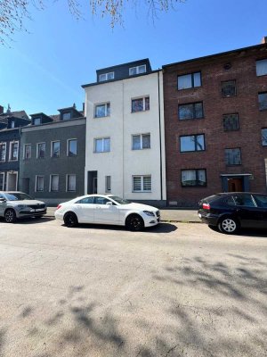 Attraktives Mehrgenerationenhaus mit  Maisonett Wohnung