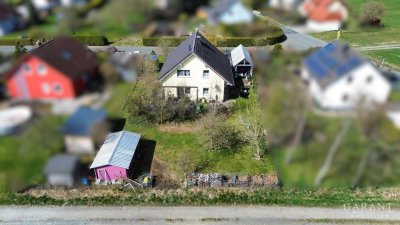Idyllisches Einfamilienhaus mit weitem Blick ins Grüne
