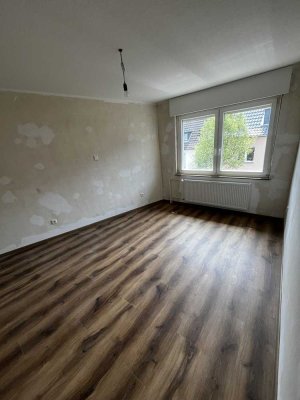 Erstbezug nach Sanierung mit Balkon: Schöne 3-Raum-Wohnung in Eschweiler