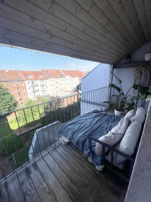 Nachmieter gesucht für schöne und ruhige möblierte 1- Zimmer Wohnung mit EBK und Balkon
