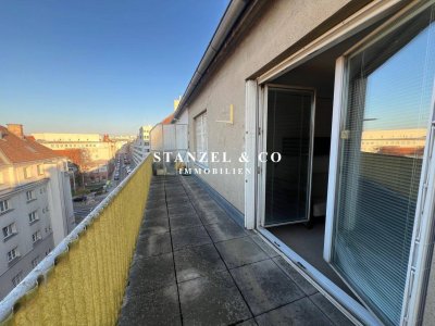 SONNIGES DACHGESCHOSS MIT GROSSER TERRASSE