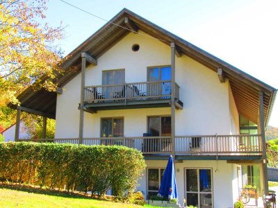 Attraktive 2-Zimmer-DG-Wohnung mit EBK in Wellheim