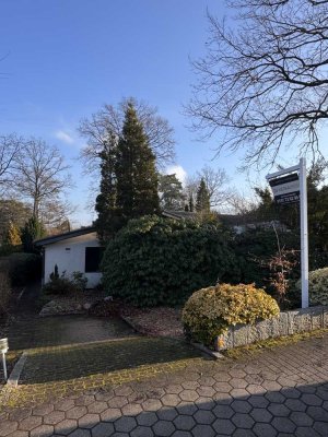 RESERVIERT Charmanter Bungalow mit Geschichte in ruhiger Lage - Erbaugrundstück mit Option zum Kauf