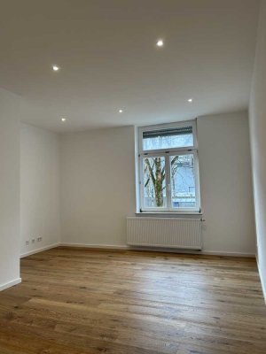 Schöne großzügige modernisierte 3-Zimmer-Wohnung