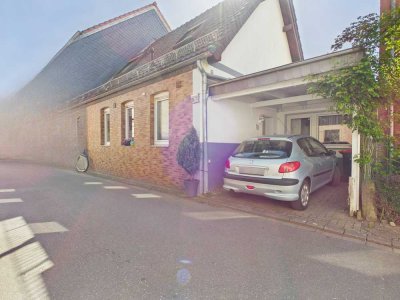 Charmantes Stadthaus mit Wintergarten, eigenem Gartenteich & XL-Hobbybereich!