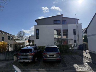 Attraktive Wohnung 3 Familienhaus - Rheinnähe mit viel Grün – ruhige Lage – Südl. Vorstadt