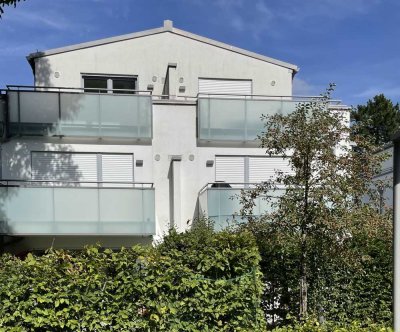 Sehr schöne 2-Zimmer-Dachterrassenwohnung