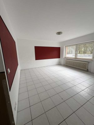 3-Zimmer-Hausmeisterwohnung mit Whirlpool in Waldnähe