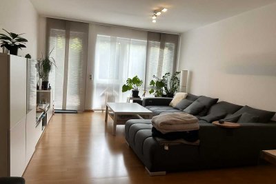 Chillen+Grillen zuhause ohne Gartenarbeit oder Rasenmähen. Stadtzentrale 3-Zimmer-Terrassen-Wohnung