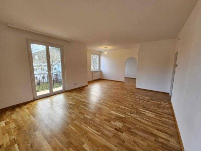 Traumhafte 4-Zimmer-Wohnung in Hinterbrühl: Erstbezug mit Balkon für nur 290.000 €!