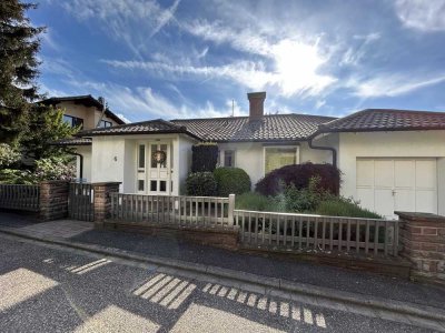 Modernes Einfamilienhaus mit traumhafter Aussicht in ruhiger Lage