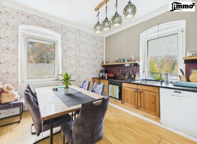 Großzügiges Stadthaus mit Garten und Altbauflair in zentraler Lage