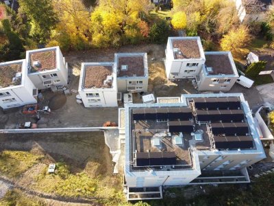 Schöne hochwertige Doppelhaushälfte mit 6-Zi. in Ravensburg.