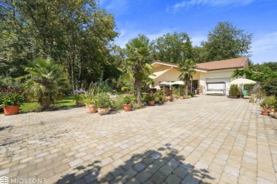 *Gartenidylle in absoluter Ruhelage* Traumhaftes Bungalow in Alleinlage