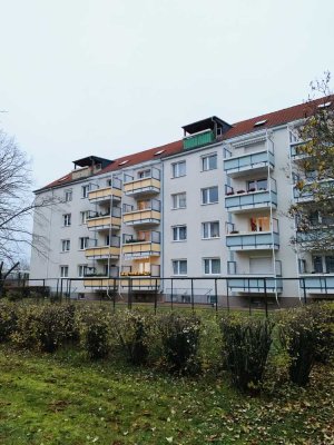 vollsanierte 3-Raum Wohnung mit Balkon