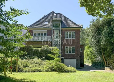Kaffeemühle von Walther Baedeker! Familien-Villa mit Aufzug und Garten in bester Lage von Blankenese