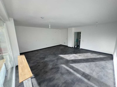 Frisch sanierte 2-Zimmer Wohnung mit Balkon in zentraler Lage Aachen-Eilendorf