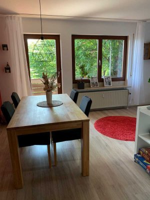 Schöne Zweizimmerwohnung in  Nürtingen geeignet für Paare, Singles oder Studenten
