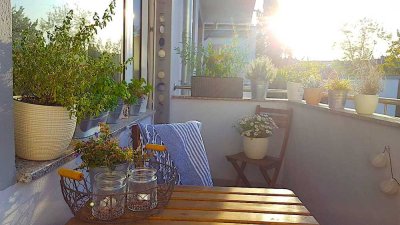 ** BILK NÄHE LORETTOSTRAßE UND LANDTAG **STILVOLLE 2 ZIMMER WOHNUNG IN TOP GEPFLEGTEM HAUS**
