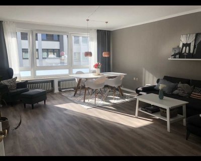 Schöne 4-Zimmer-Wohnung mit 2 Balkonen