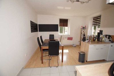 Schöne 3 Zimmer-Wohnung mit Garage