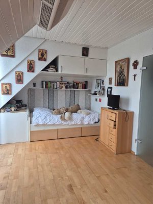 Charmante Dachgeschosswohnung mit Michaelsbergblick in Siegburg