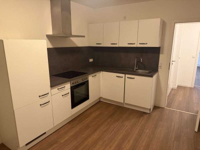 Modernisierte 1-Zimmer-Wohnung mit Einbauküche in Ludwigshafen